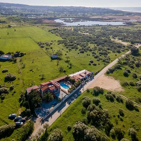 Paradis - Quartos * Pêra