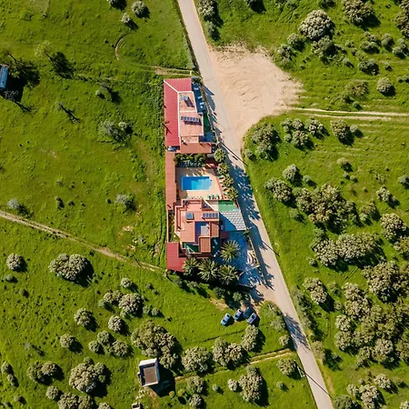 Paradis - Quartos * Pêra