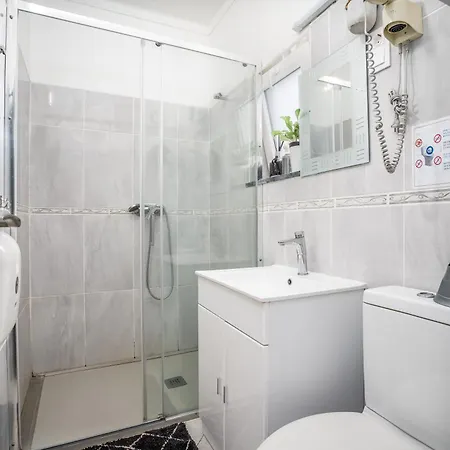 Paradis - Quartos Pêra