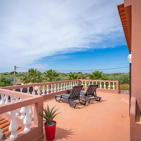 Paradis - Quartos Villa Pêra